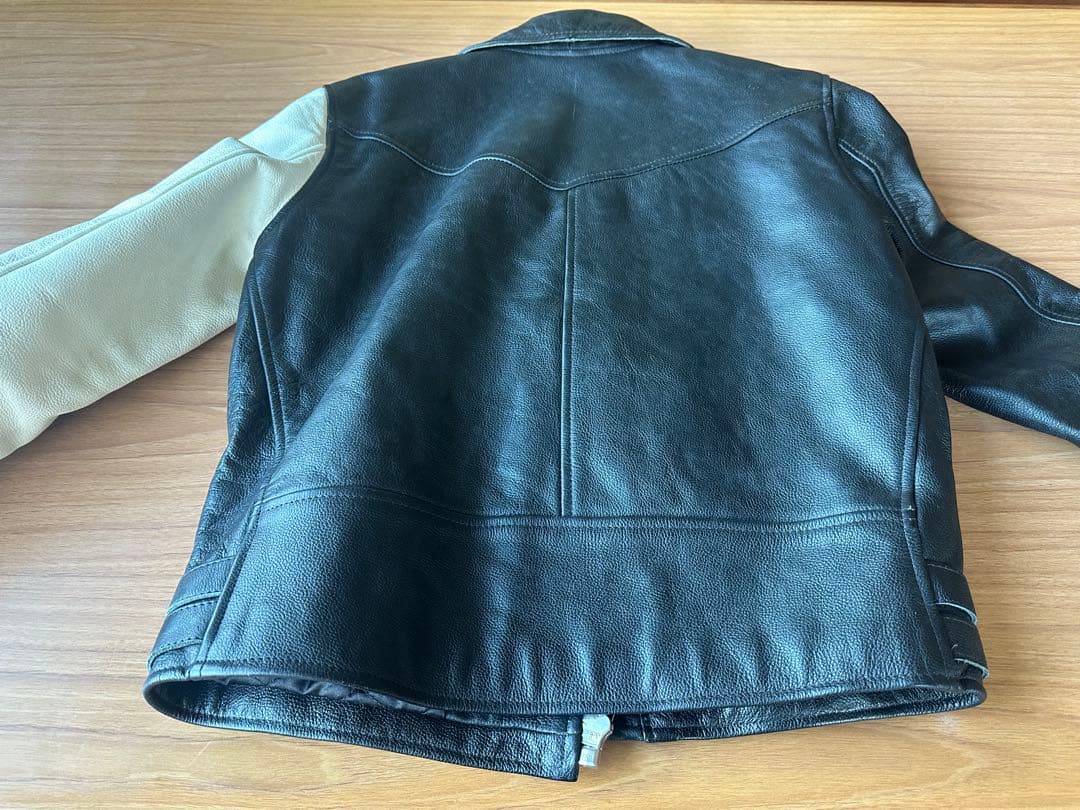 希少 シングルライダースジャケット ブラック×ホワイト chaos 予約済