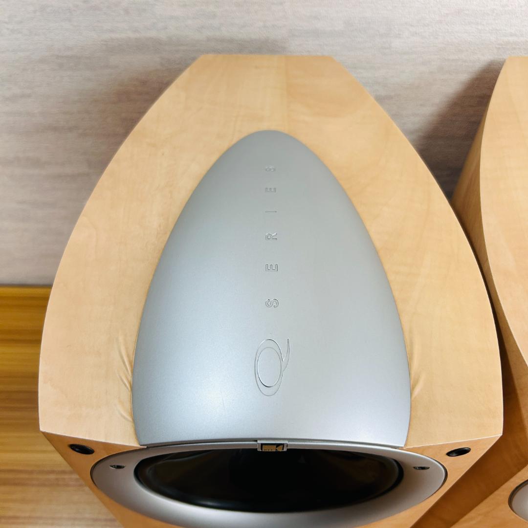 KEF Qシリーズ 2ウェイブックシェルフ型（バスレフ）スピーカー Q1