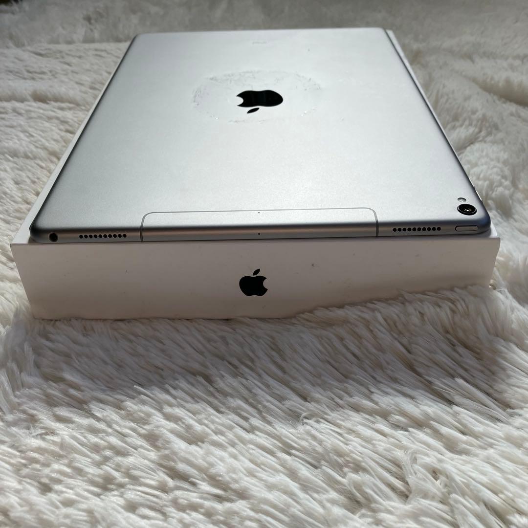 【完動品】iPad Pro 12.9 第2世代 64GB SIMフリー【即発送】