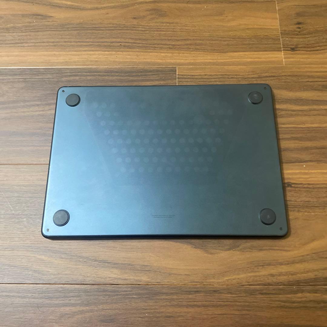 最終値下げ:MacBookAir M2 13.6インチ 8GB / 256GB