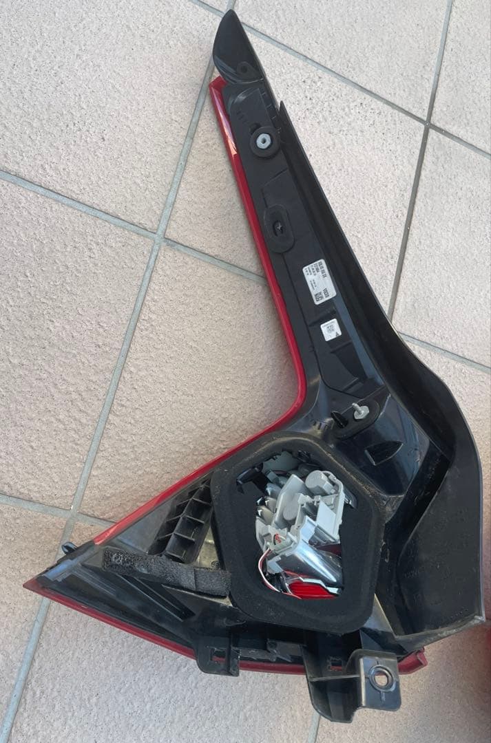 ボルボ 26年式 テールライト