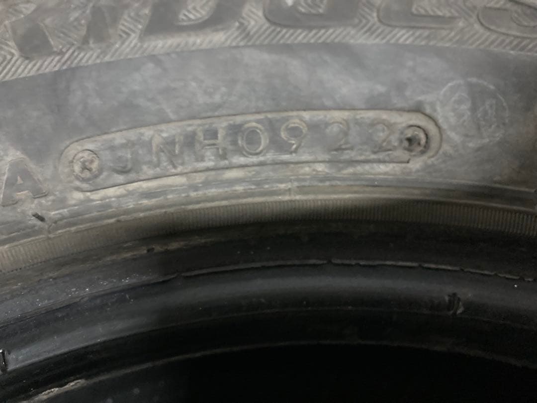 軽トラ全般スタッドレス！W300 145/80R12 4本セット