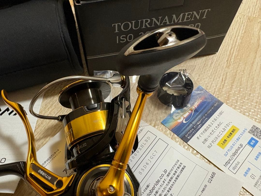 ダイワ トーナメント ISO 3000XH-LBD スピニングリール