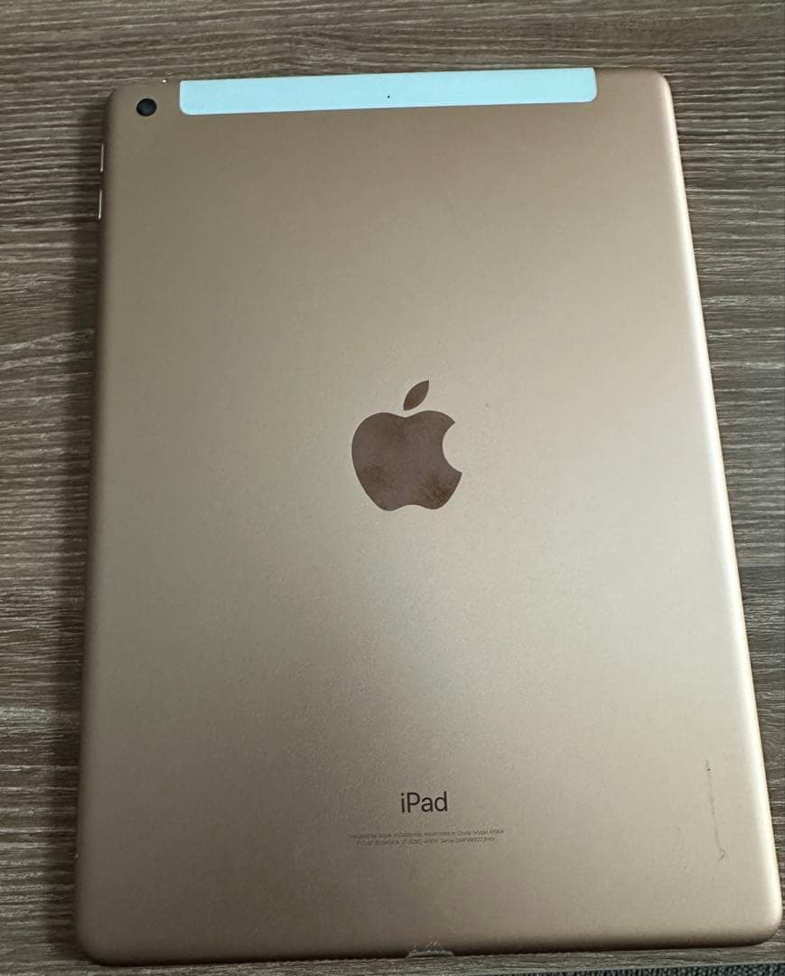 iPad 第6世代 128GB ゴールド