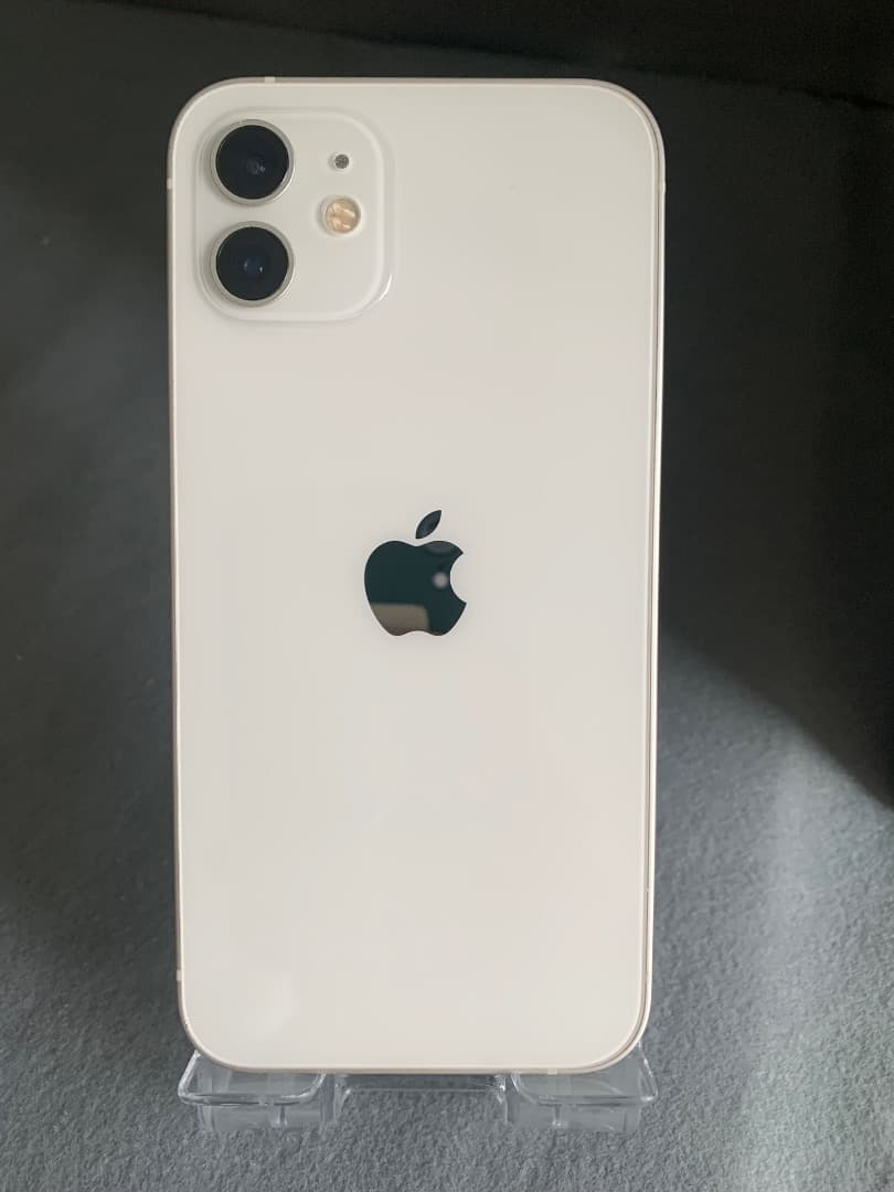 超美品　国内版　SIMフリー　iPhone12 128GB ホワイト色