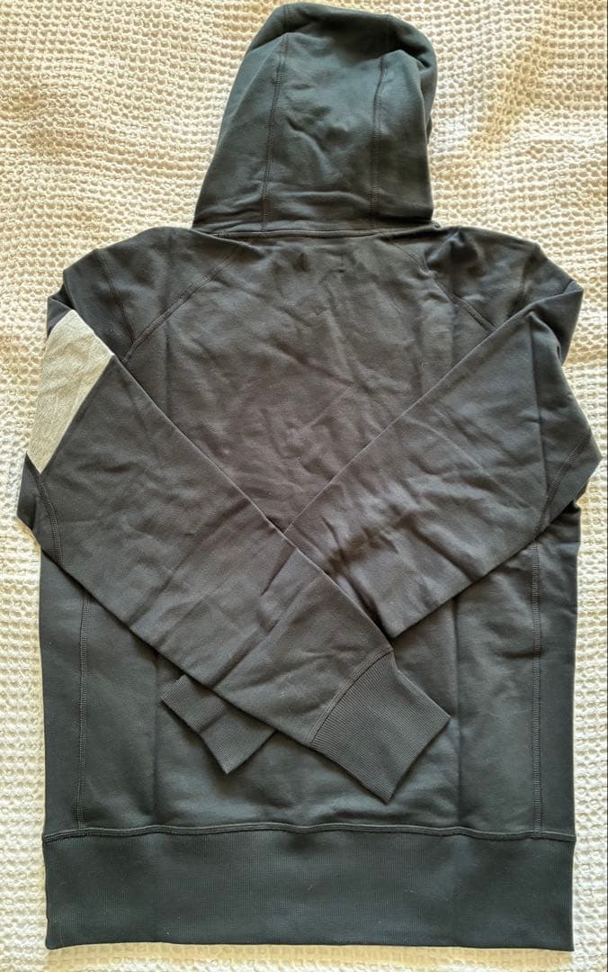 Rapha TRAILフーディー　Sサイズ　ブラック