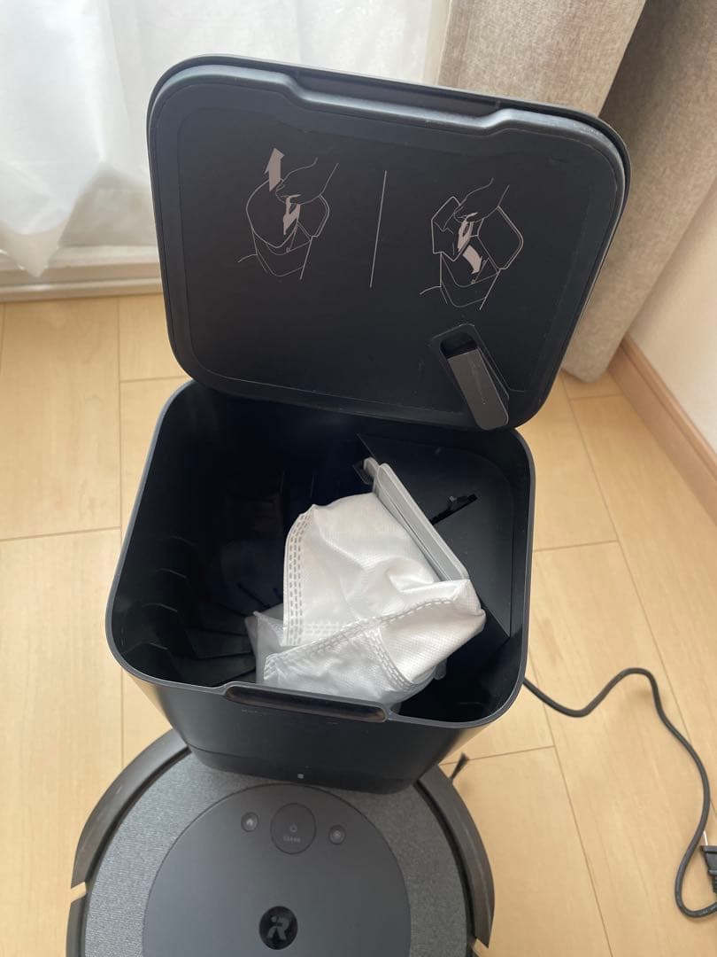 iRobot Roomba i3プラス　ルンバ　i3+