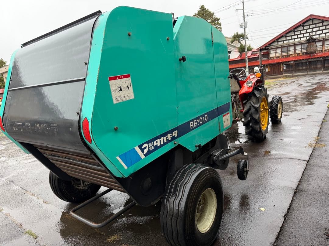 青森黒石市　 タカキタ ロールベーラ　RB1010 ジョイント付き　ラジコン付き
