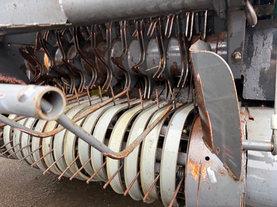 青森黒石市　 タカキタ ロールベーラ　RB1010 ジョイント付き　ラジコン付き