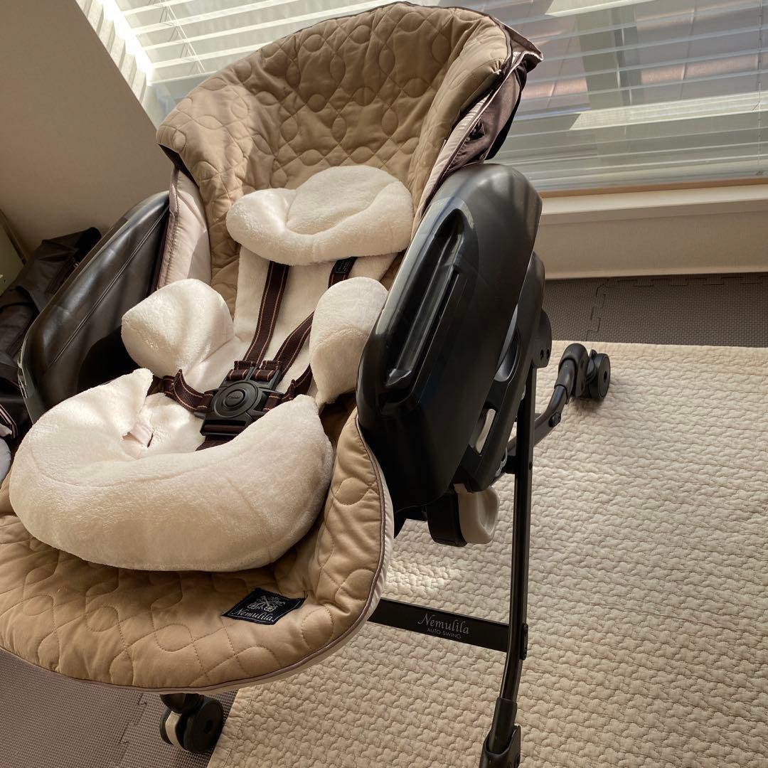 ネムリラ AUTO SWING ミルクティー　コンビ製