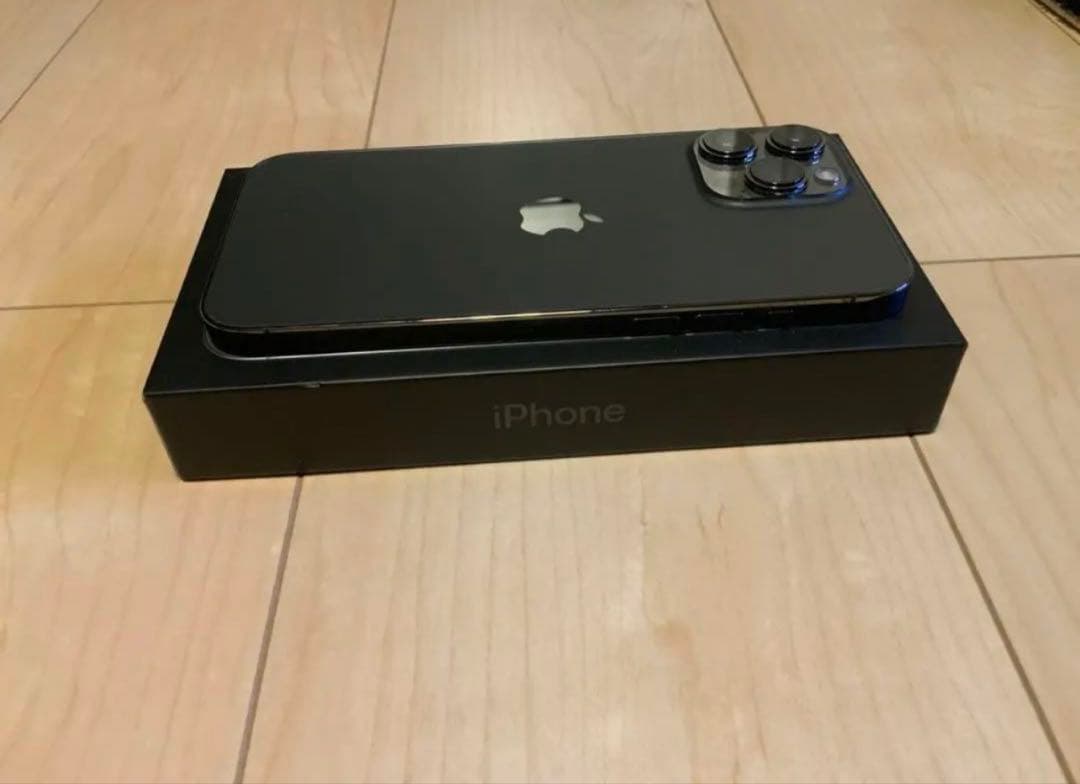 iPhone 13 Pro Max グラファイト 256 GB SIMフリー
