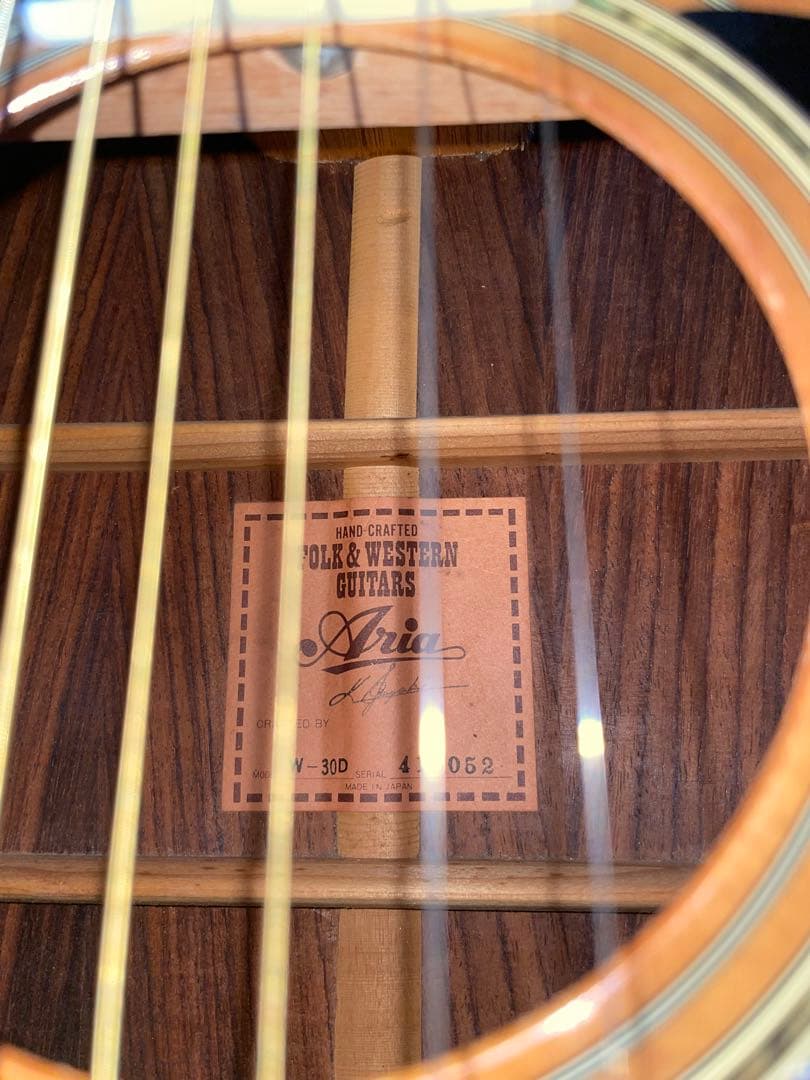 ARIA W-30D アコースティックギター ドレッドノート