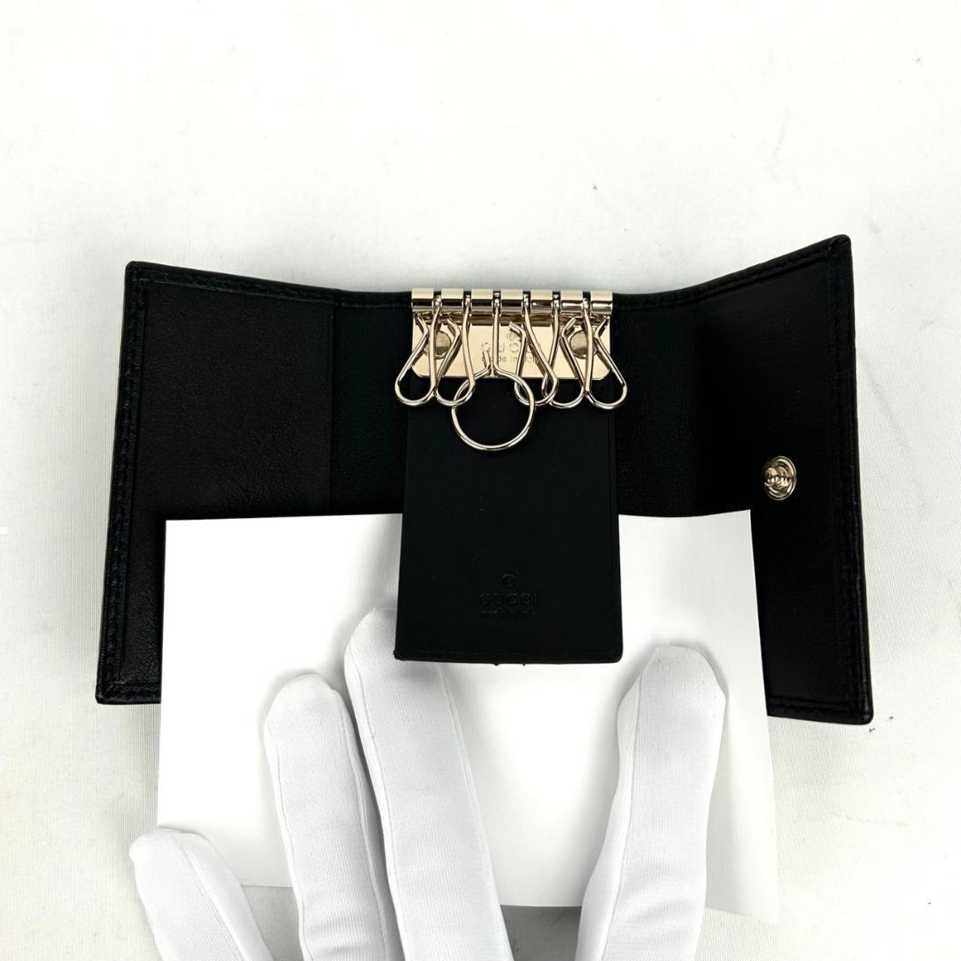 【イタリア製】グッチ GUCCI キーケース　キーホルダー　ブラック