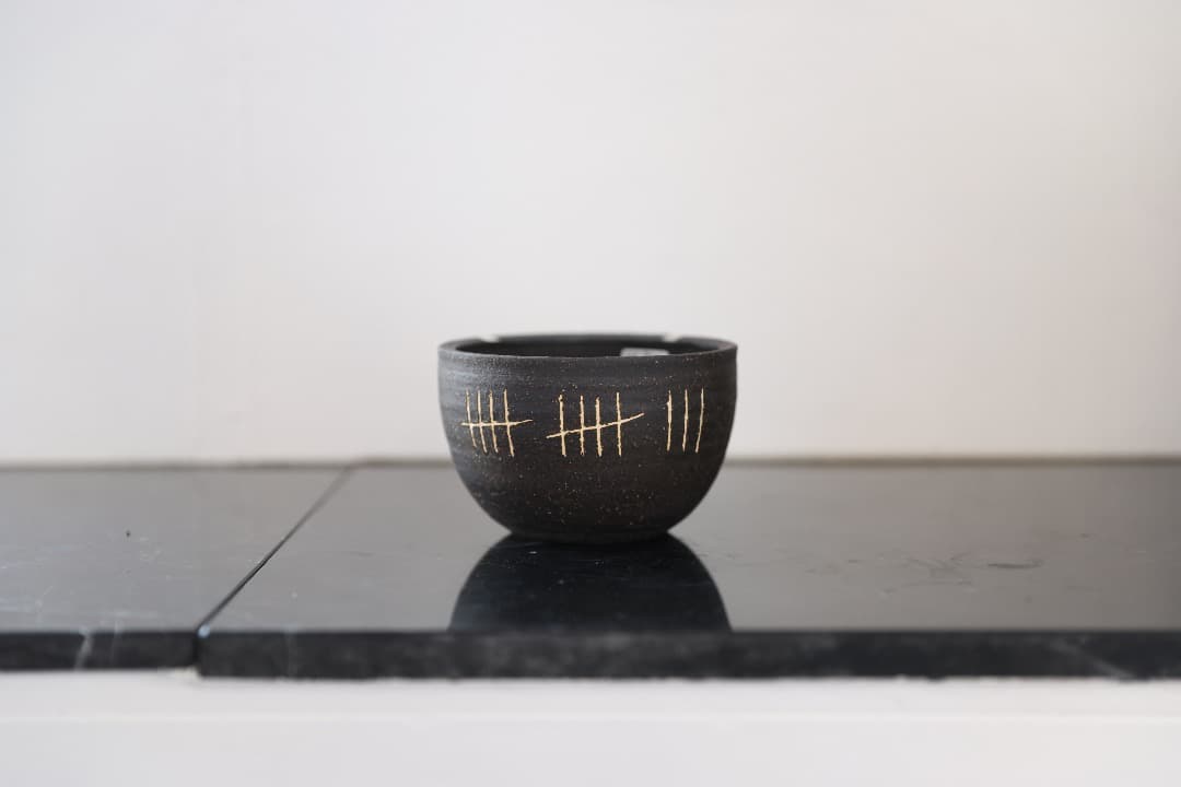 Invisible ink MUD N DUST △ FRAGILES 1