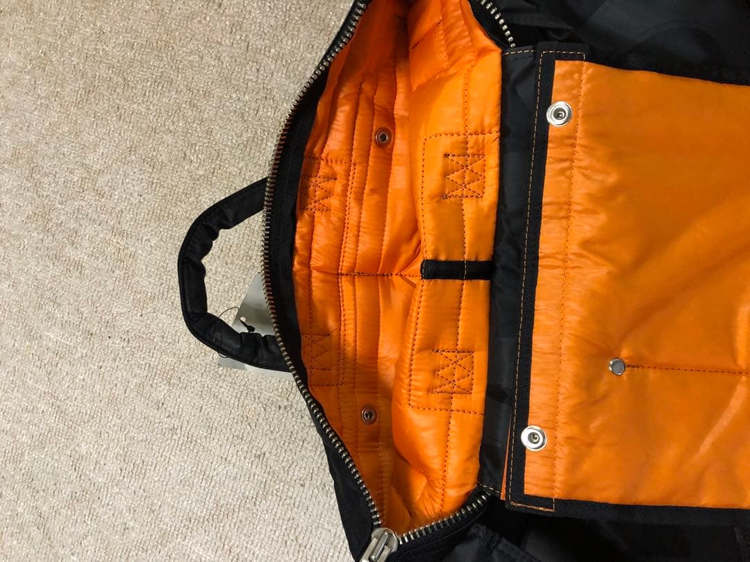 ブラック バッグ 80周年記念、コムデギャルソン、ポーターとのコラボ