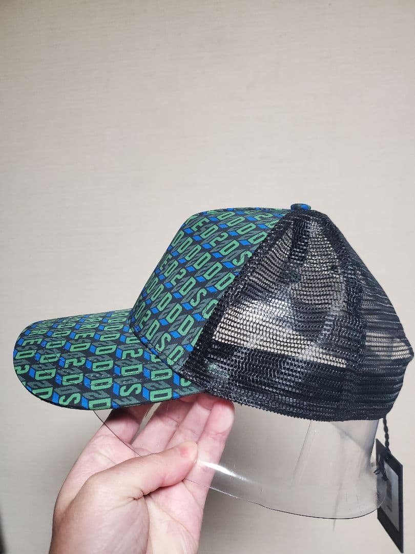 DSQUARED2 キャップ