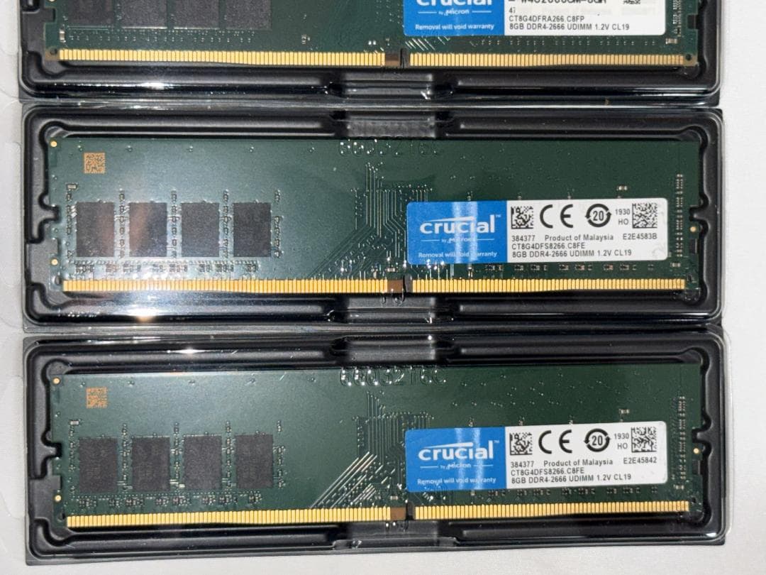 Crucial 8GB DDR4-2666 UDIMM 4枚