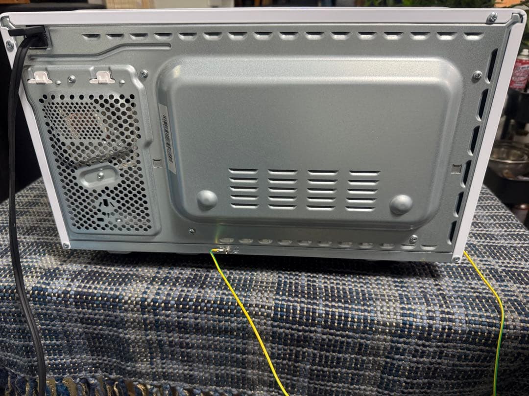 【洗浄消毒作業済】　アイリスオーヤマ　オーブンレンジ　MO-F1807-W