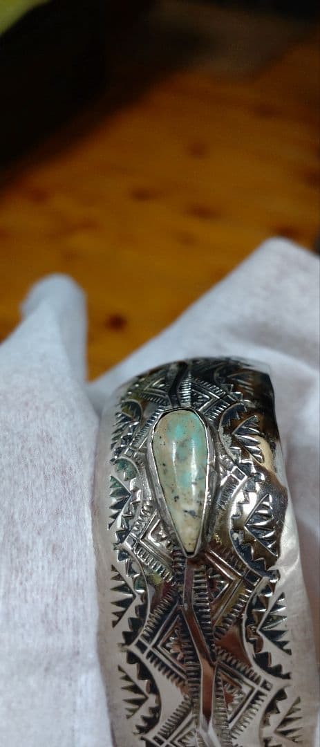 インディアンジュエリー ナバホ族　トーマス・チャーリー　STIRLINGバングル