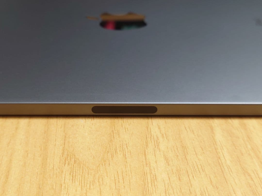 【イワサキ】iPad Pro 11インチ(第1世代) 64GB Wi-Fi