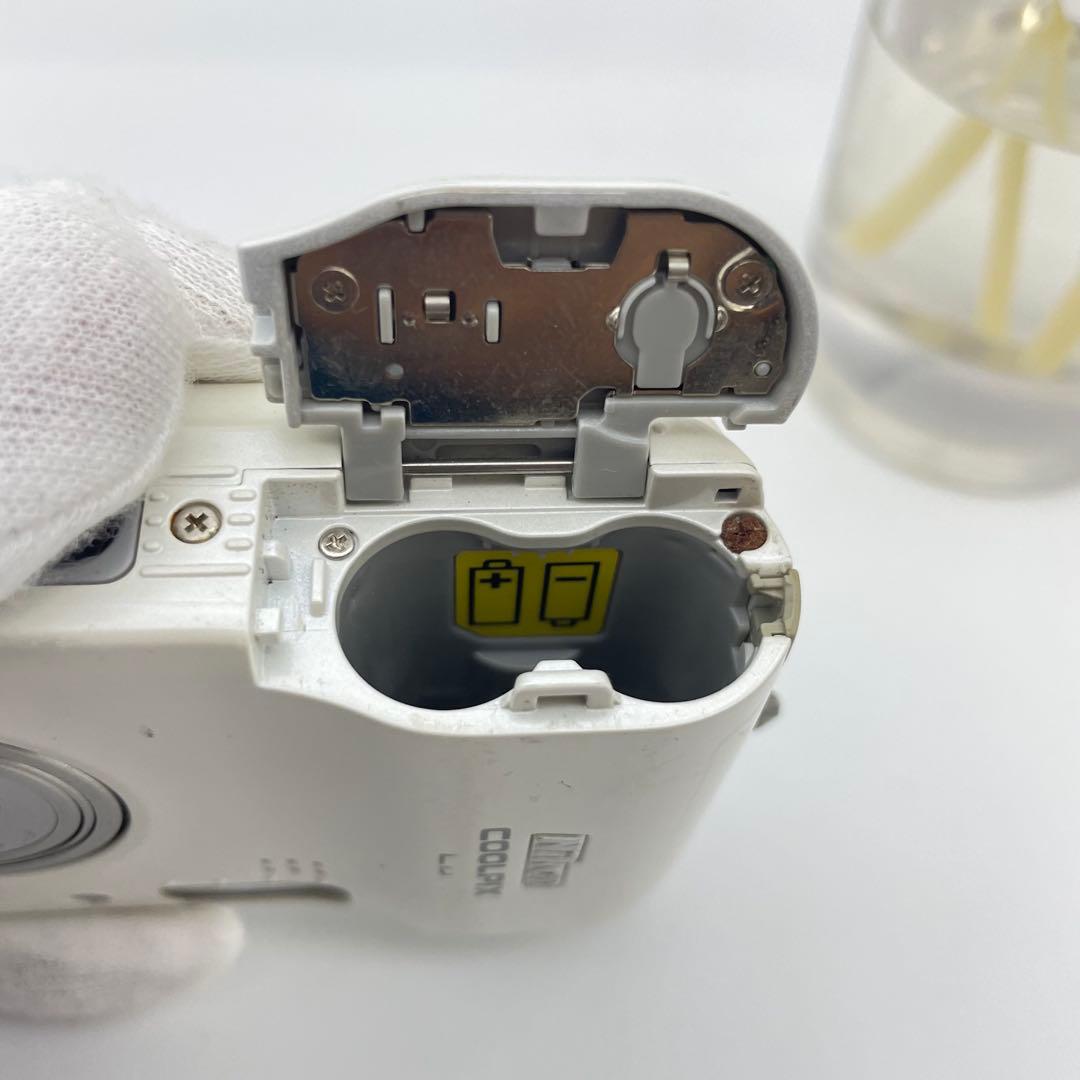 動作確認済✨Nikon coolpix L6✨スマホ転送OK 単三電池 人気の白
