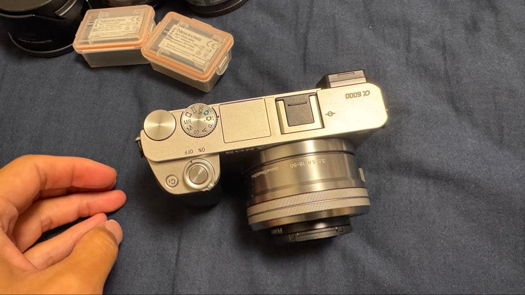 SONY α6000 ダブルズームレンズキット ブラック 箱付き、レンズ2つ付き