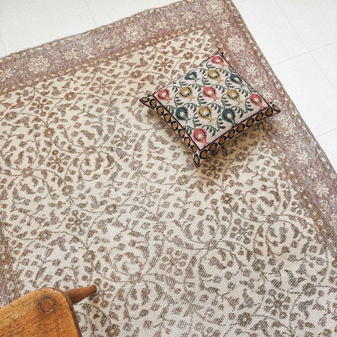 YUMMY vintage　トルコ　ヴィンテージラグ　ブラウン　パープル