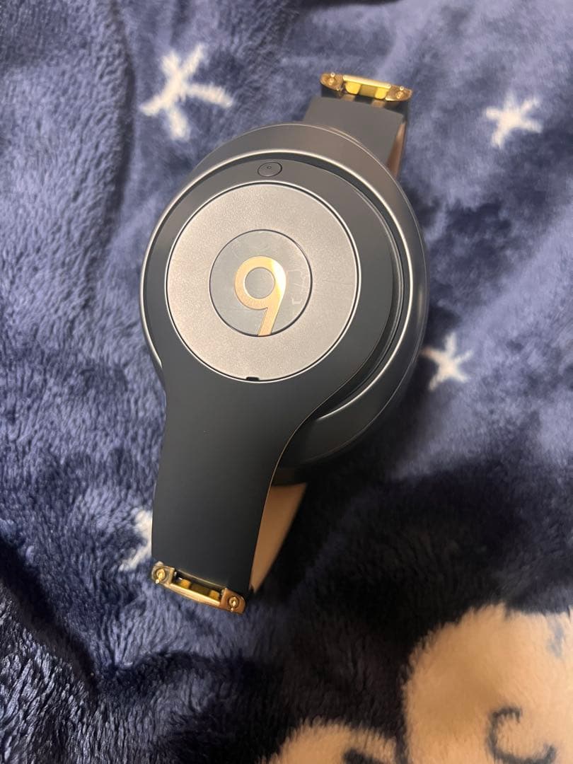 Beats Studio3 Wireless ヘッドフォン　シャドーグレー