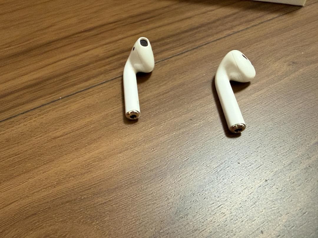AirPods (第 2 世代) A2031