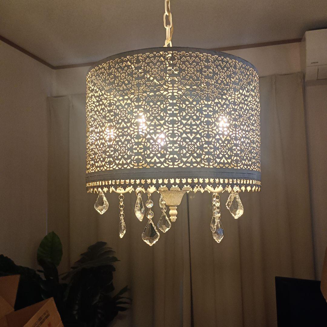 スチールシェード　シャンデリア　シャビーホワイト　5灯 LED電球付　モロッカン