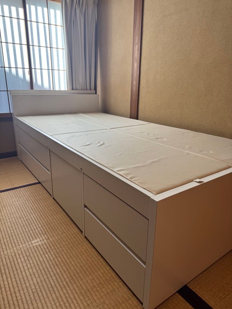 ホワイト シングルベッドフレーム 引き出し付き・直接引き渡し可能（東京・杉並区）