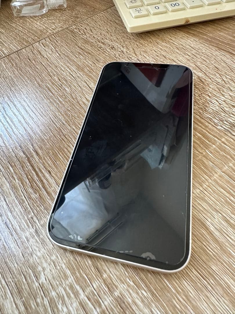 【美品】Apple iPhone 12 ホワイト 64G