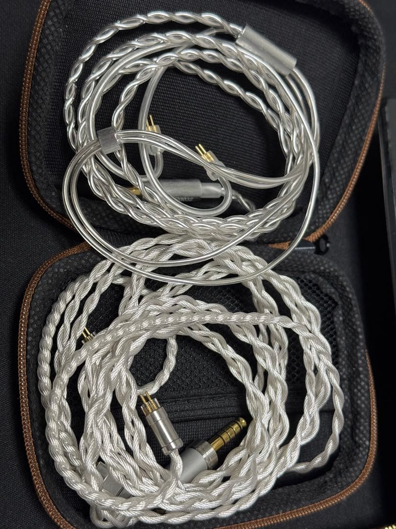 水月雨(スイゲツアメ)MOONDROP Crinacle DUSK 箱説無