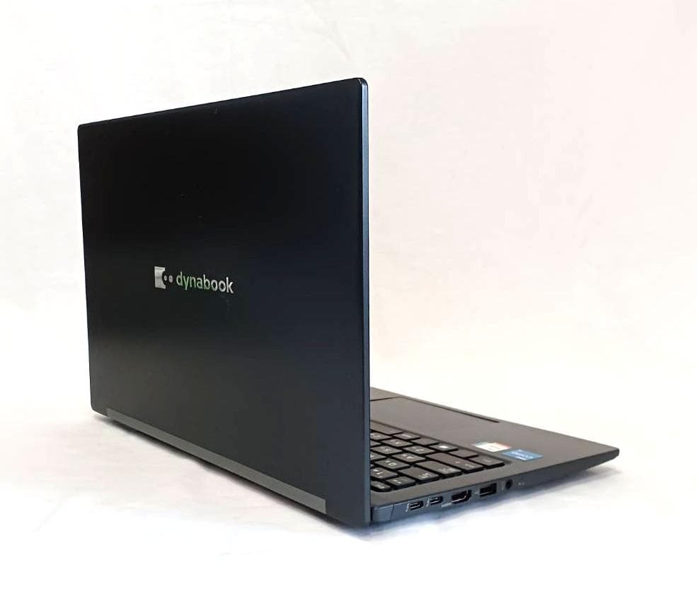 超美品 2022年 DYNABOOK G83/KV i5 12世代 512GB