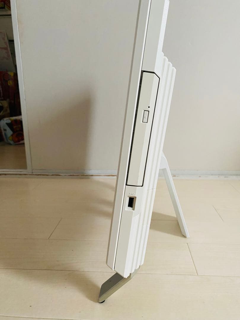 富士通　一体型パソコン　ESPRIMO FH53/S