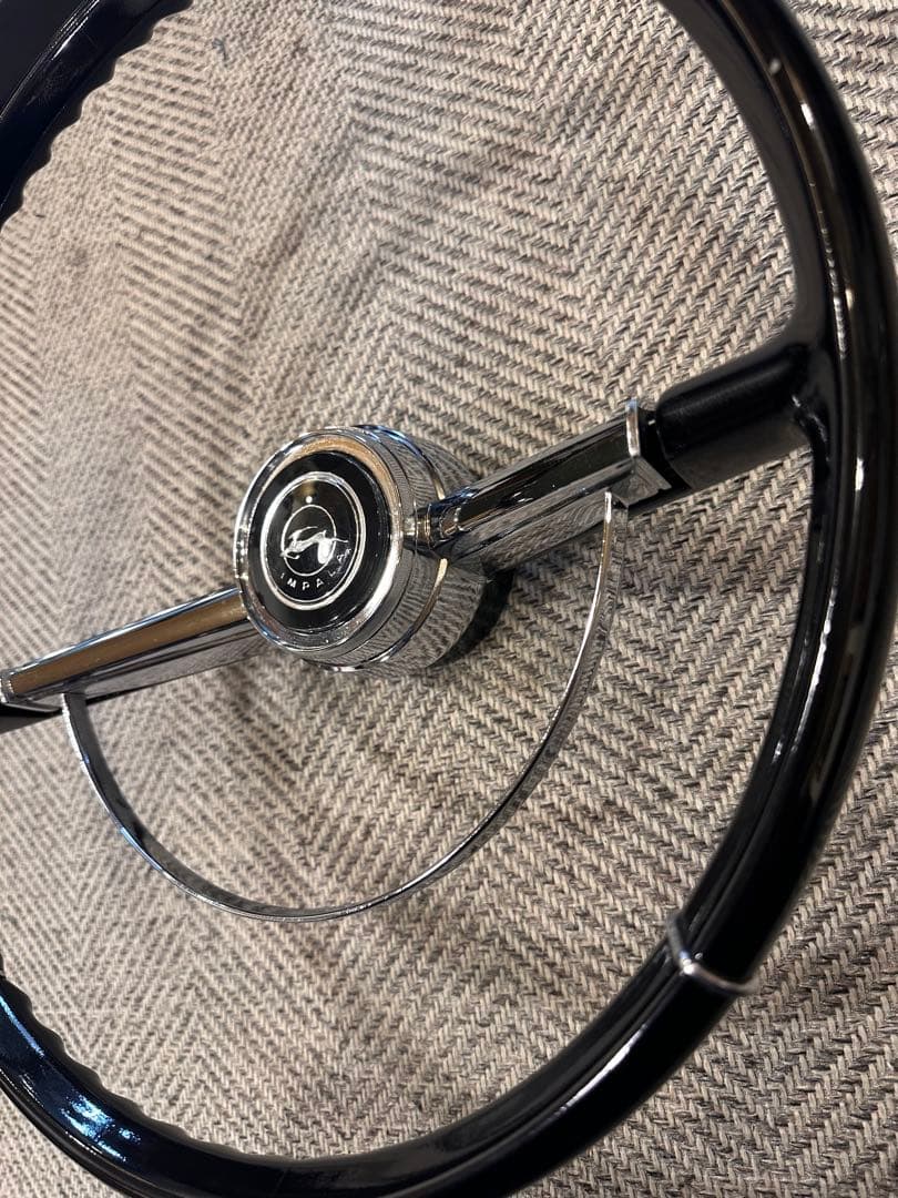 1964 インパラ　ステアリング　ホイール 黒