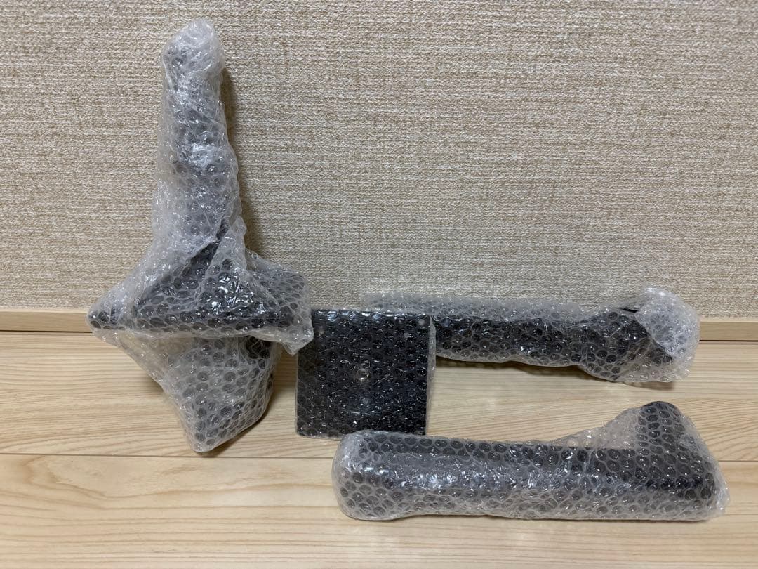 Amazonベーシック モニターアーム シングル エルゴトロンOEM