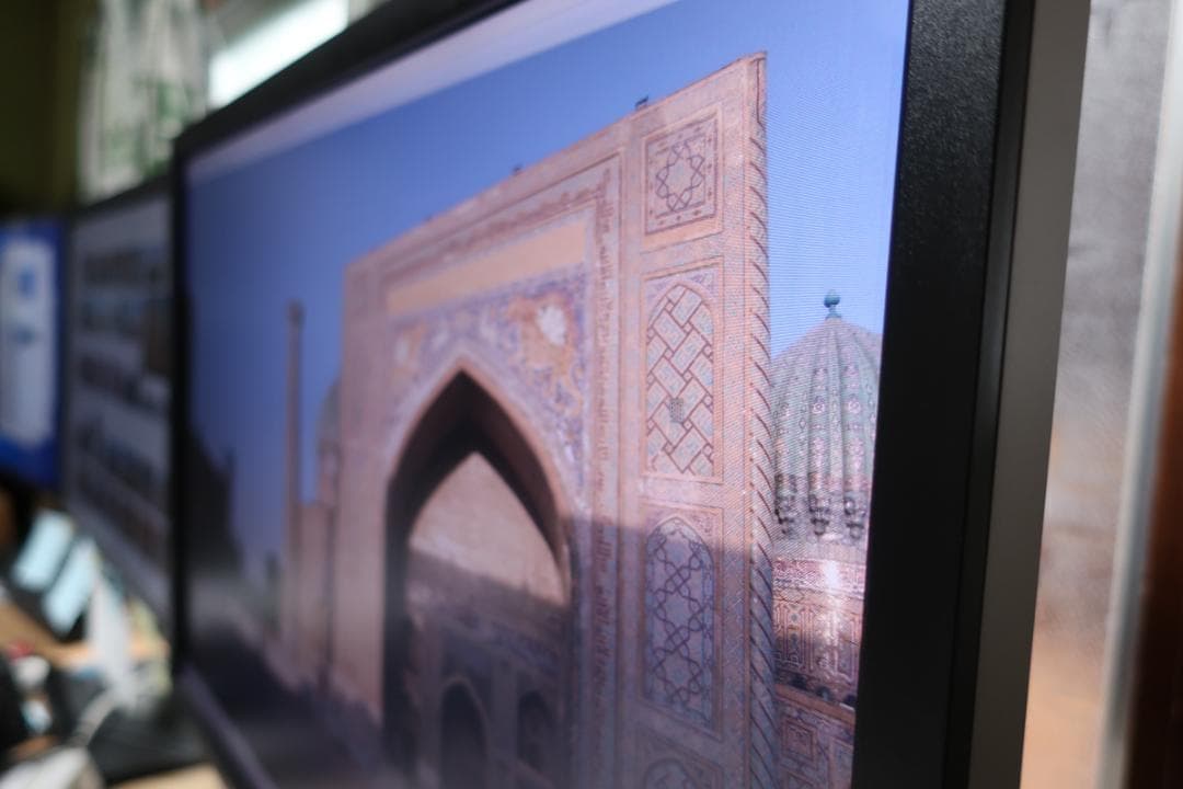 Dell U2412M　24型 1920ｘ1200