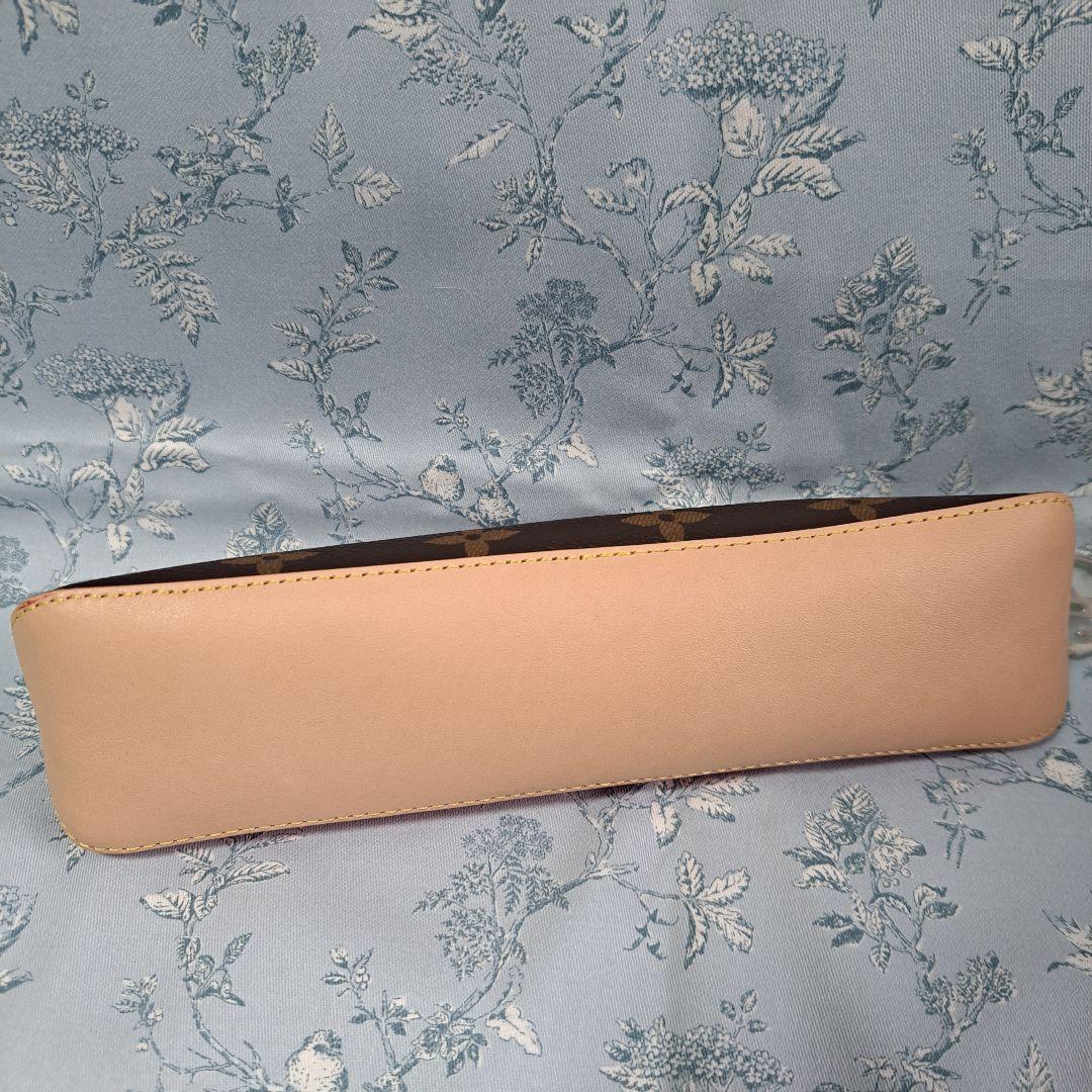 【未使用品】LOUIS VUITTON トゥルースエリザベットペンケース(筆箱)