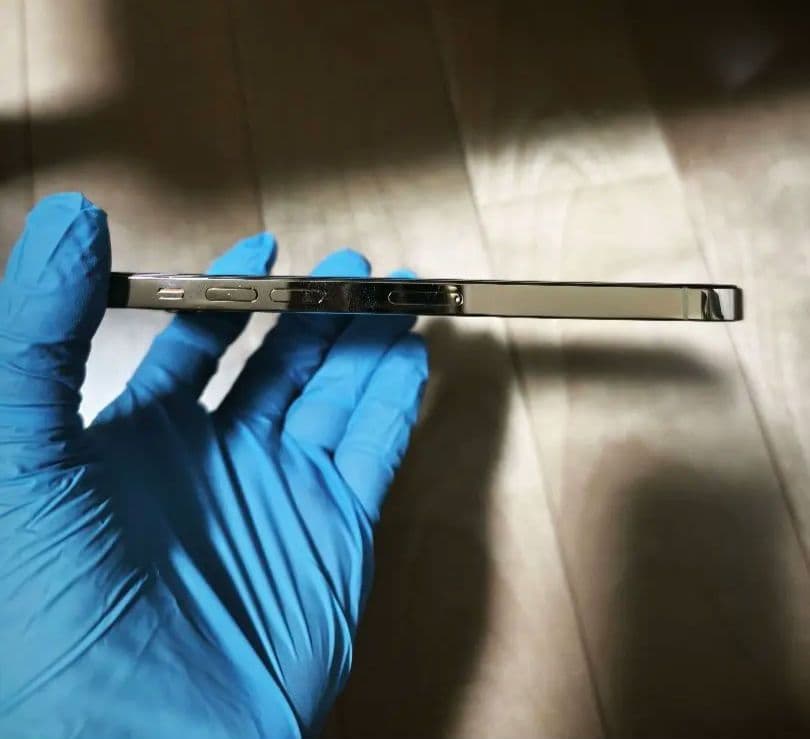 値下げ超美品SIMフリー iPhone12Pro Max256GB「ゴールド」