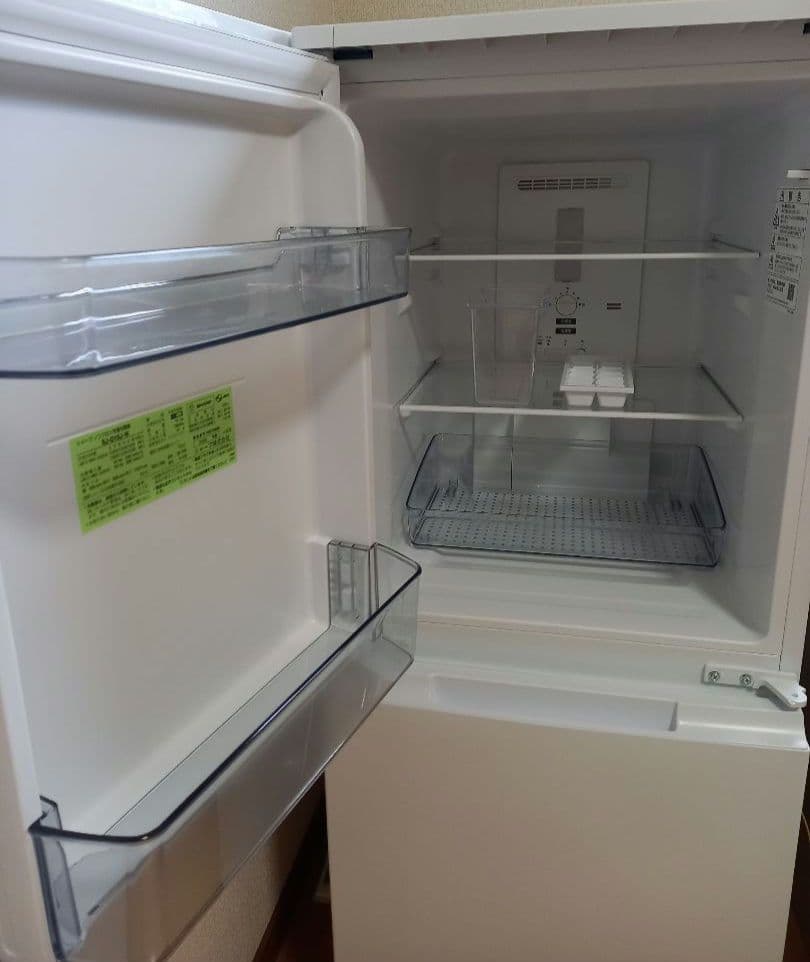 SHARP　冷蔵庫　一人暮らし