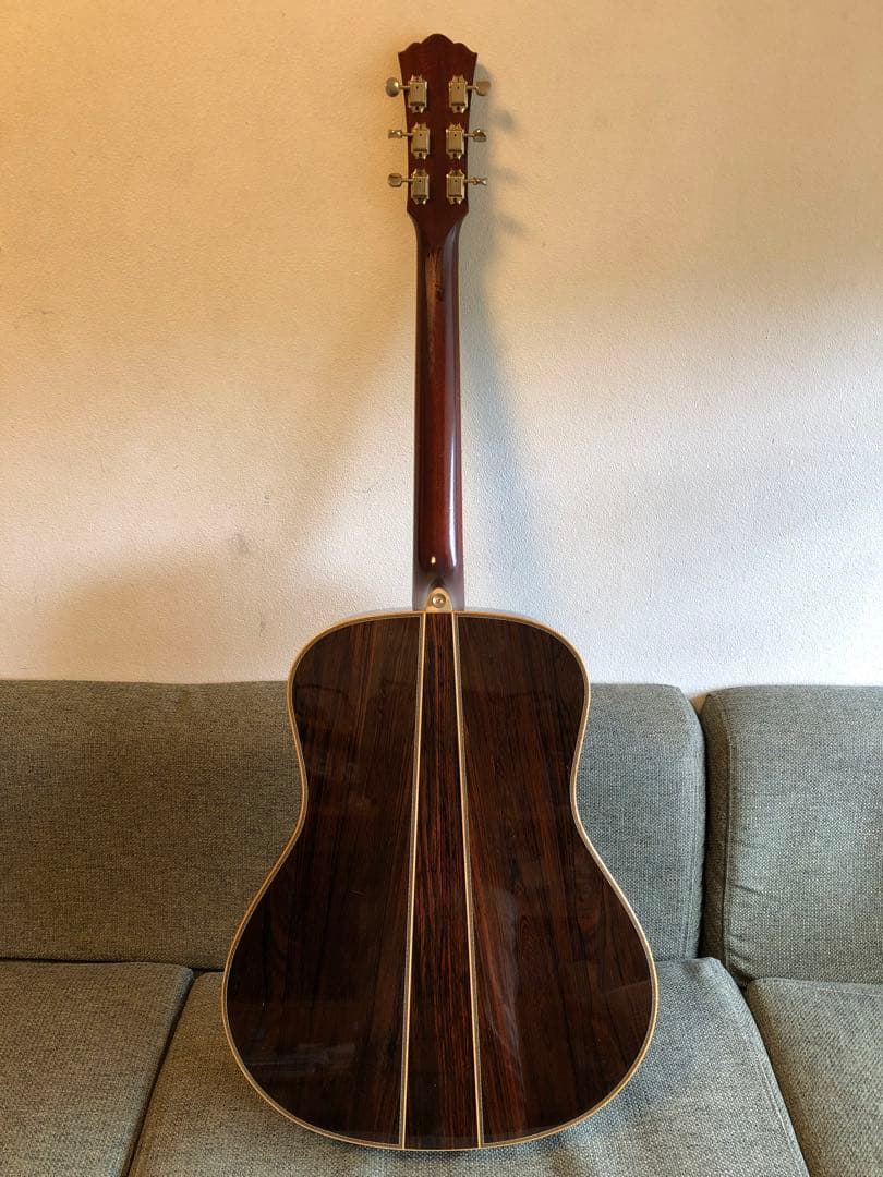 ひ*ん様 YAMAHA ヤマハ　アコースティックギター　LA57 専用ケース付き