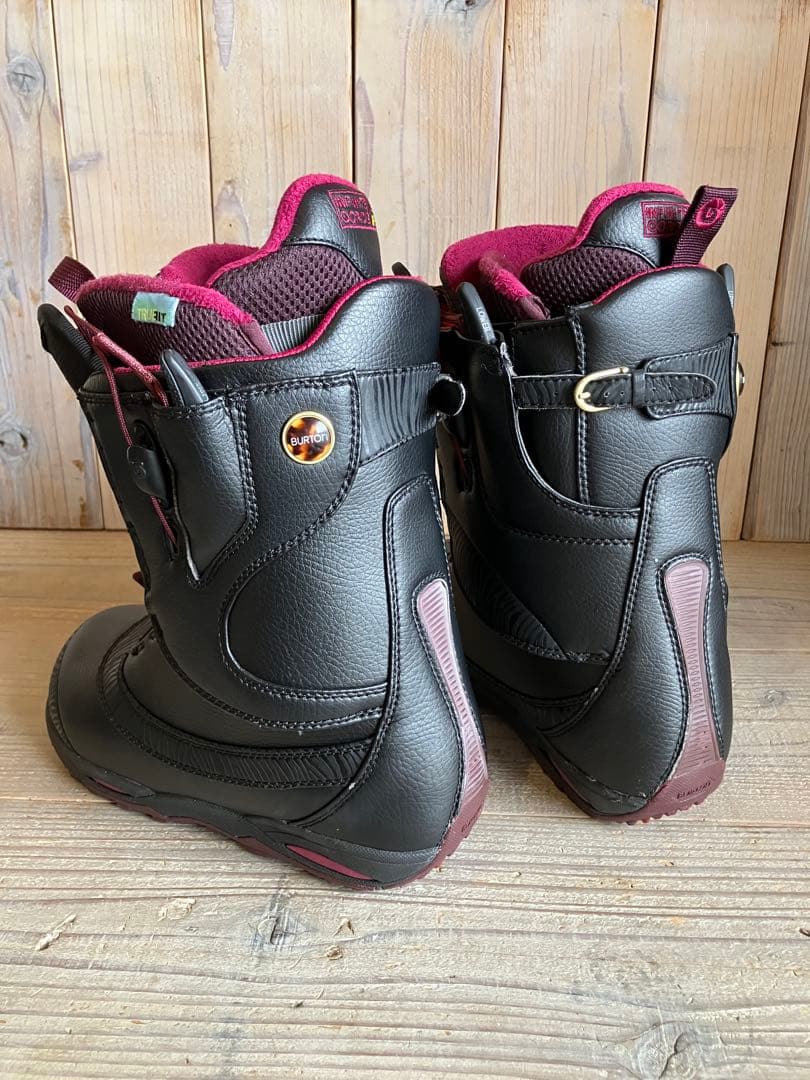 バートン　supreme アジアンフィット　24㎝