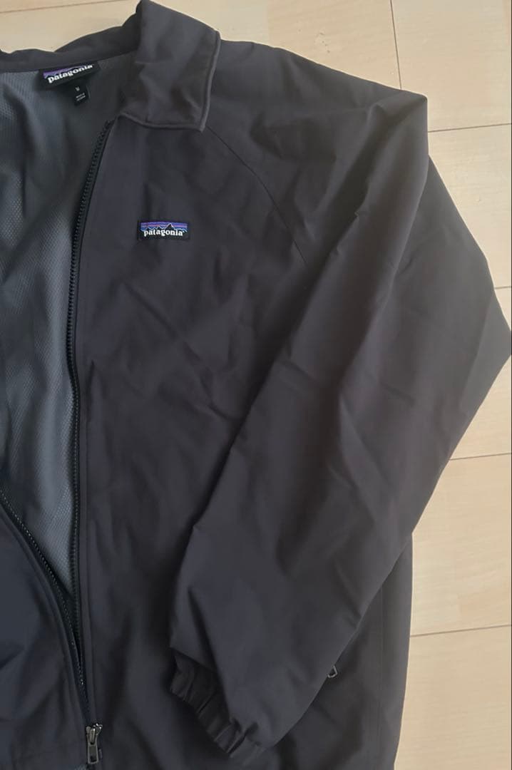 Patagonia ブラック ナイロンジャケット　値下げ交渉可