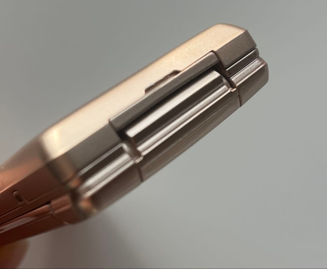 Softbank シャープかんたん携帯11 A207SH 充電器付