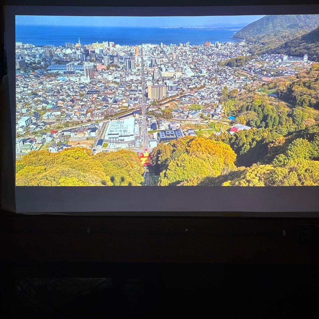 0695 EPSON EB-W31 プロジェクター　WXGA