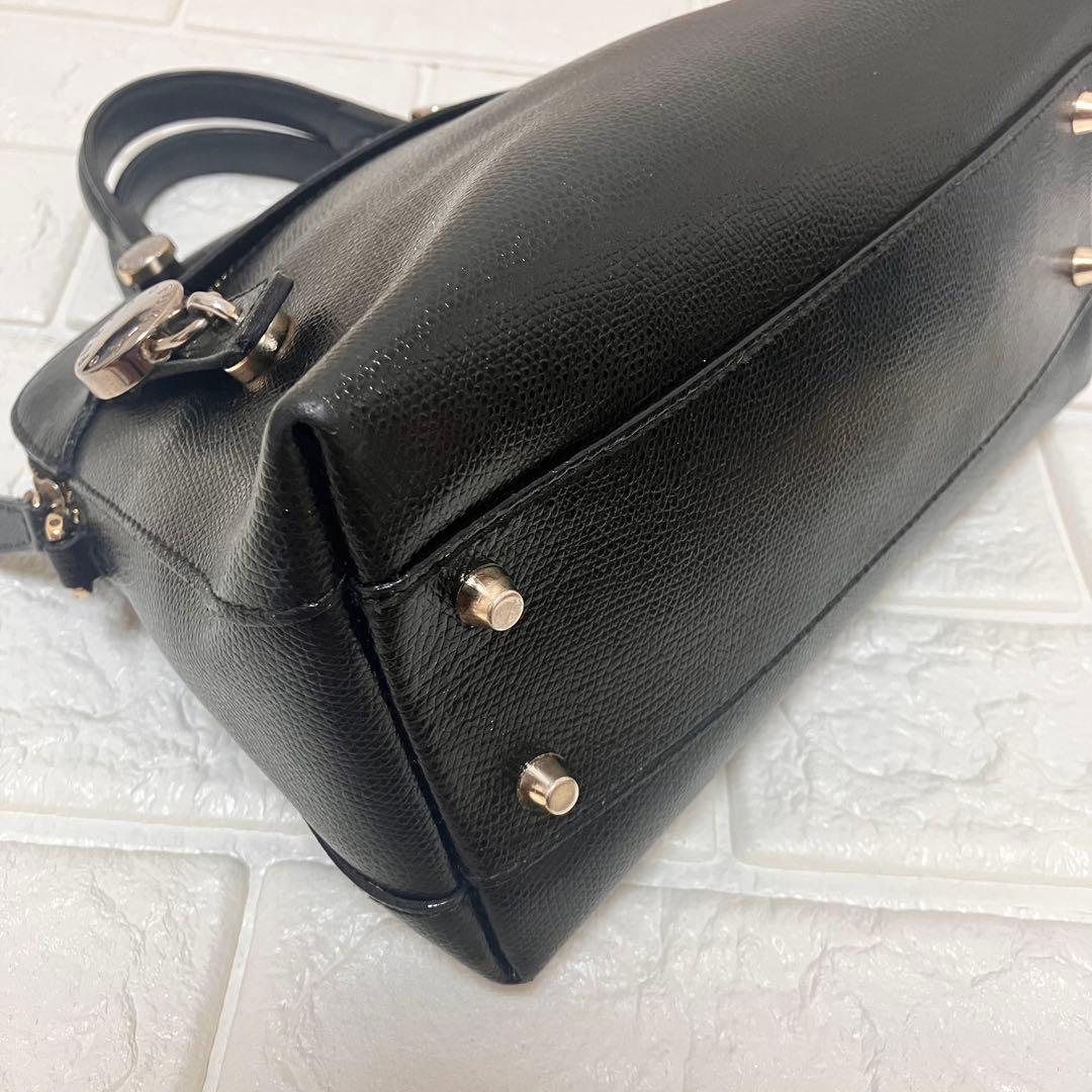 FURLA ハイパーM ショルダーバック　ブラック