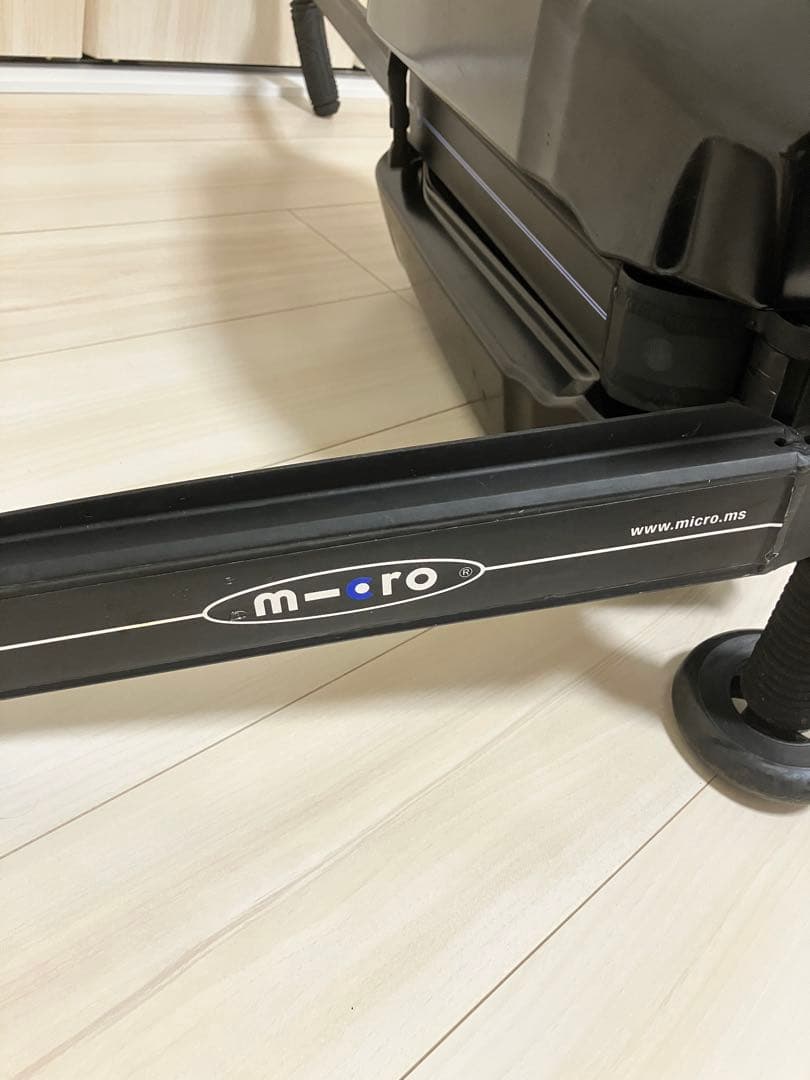 micro laggage マイクロラゲッジ キックボード付きキャリーケース