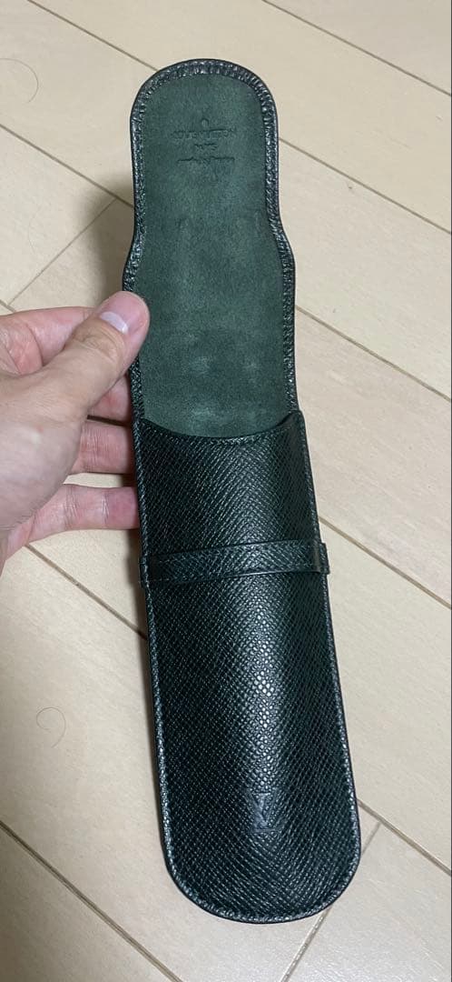 Louis Vuitton 手帳、ペンケース