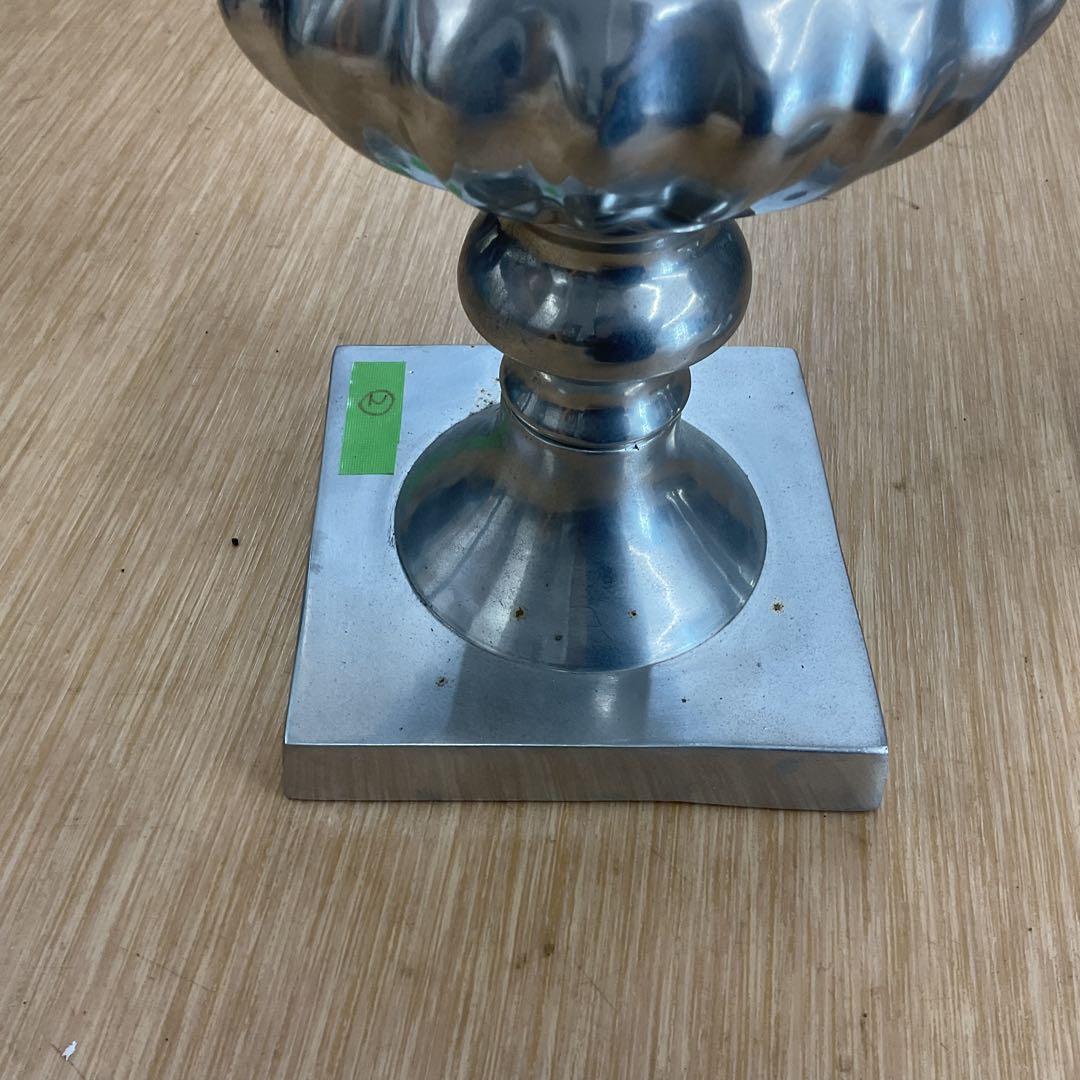 フラワーベース 2個セット　中古　アンティーク　置物